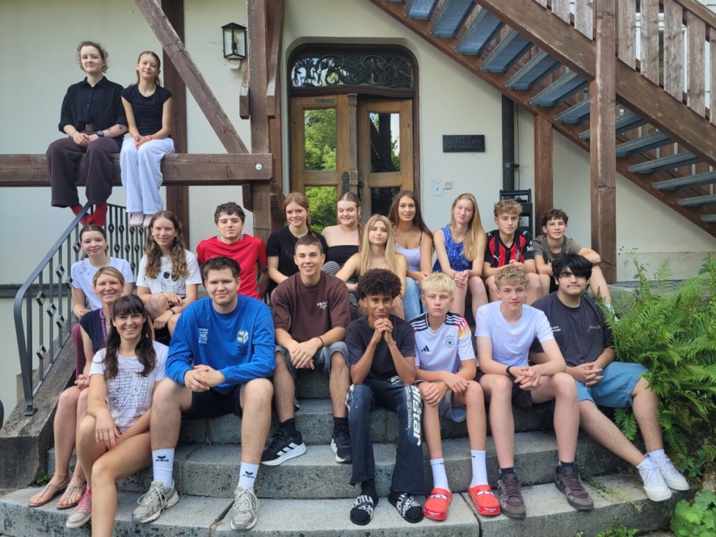 Streitschlichterinnen und Streitschlichter des Gymnasiums Neutraubling beim Blockseminar 2026 im Haus Werdenfels.