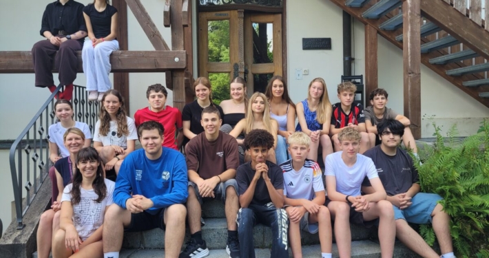 Streitschlichterinnen und Streitschlichter des Gymnasiums Neutraubling beim Blockseminar 2026 im Haus Werdenfels.